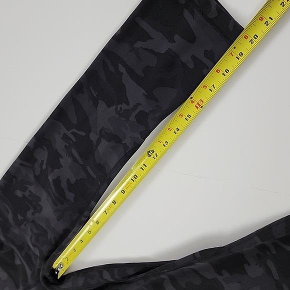 Lululemon Align Crop Legging Incognito Camo Black Grey Nulu High Rise Size 4 - Picture 11 of 11